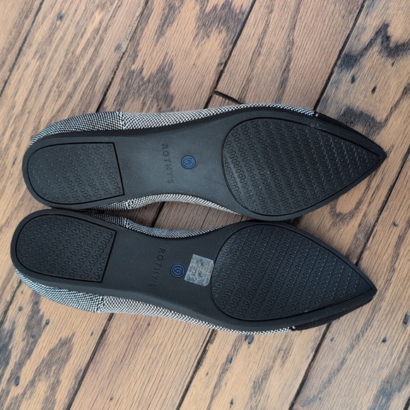 Rothy's Point In Gray - Picture 5 of 5